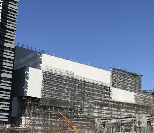 現場外観写真（2020年1月時点）有明に劇場型イベントホール「東京ガーデンシアター」が2020年5月誕生。